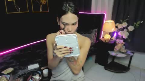 danika linn online show from 11-08-25, 01:50