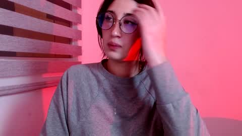 IG   OF red moonn online show from 12-03-24, 06:17