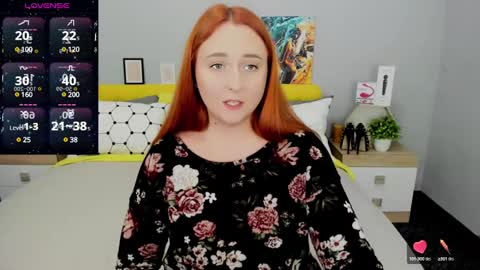 Lessy Fox online show from 12-22-24, 05:10