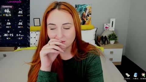 Lessy Fox online show from 01-19-25, 10:39