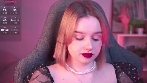 QUEEN OF EVIL online show from 12-06-24, 06:28