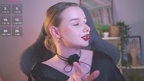 QUEEN OF EVIL online show from 12-20-24, 01:36