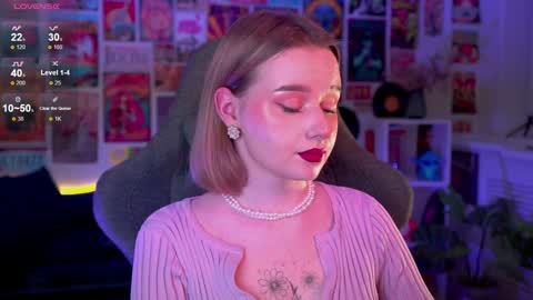 QUEEN OF EVIL online show from 12-20-24, 10:11