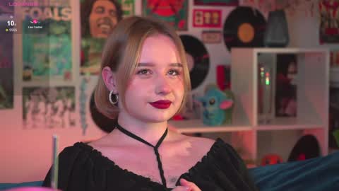 QUEEN OF EVIL online show from 01-05-25, 09:57