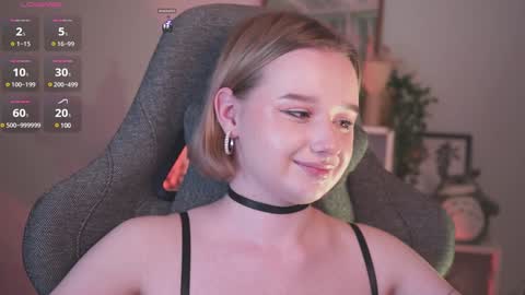 QUEEN OF EVIL online show from 01-09-25, 01:08