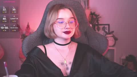 QUEEN OF EVIL online show from 01-17-25, 10:12