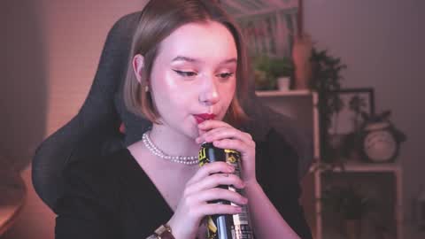 QUEEN OF EVIL online show from 01-23-25, 08:13