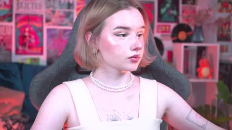 QUEEN OF EVIL online show from 01-26-25, 08:23