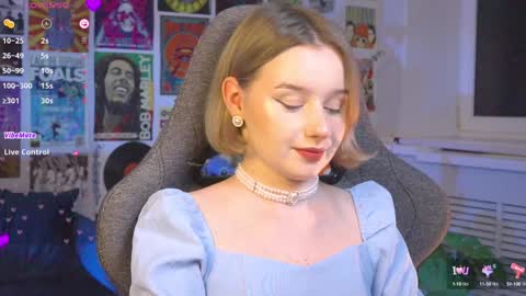 QUEEN OF EVIL online show from 01-28-25, 08:26