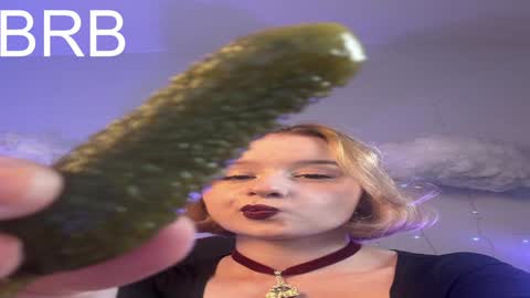 QUEEN OF EVIL online show from 02-05-25, 12:20