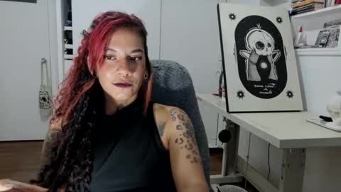 Instagram Valerie yourdream online show from 01-06-26, 02:26