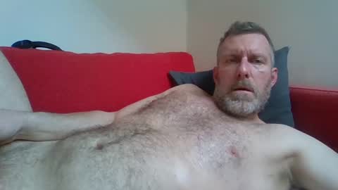 Snapshot of redandbluecloud chatting on 02-20-25, 02:24 Red online show from 02-20-25, 02:24