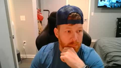 Snapshot of redbeardready4u chatting on 04-11-26, 02:16 Redbeardready4u online show from 04-11-26, 02:16
