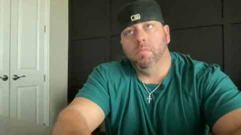 Snapshot of redbull1414 chatting on 01-26-25, 06:48 RedBull online show from 01-26-25, 06:48