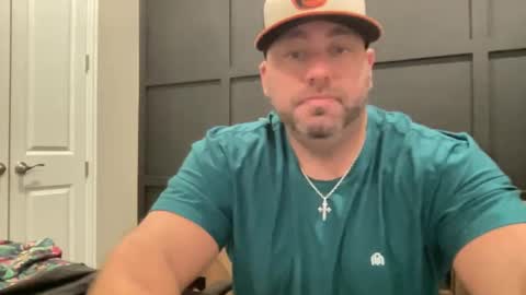 Snapshot of redbull1414 chatting on 02-12-25, 01:59 RedBull online show from 02-12-25, 01:59