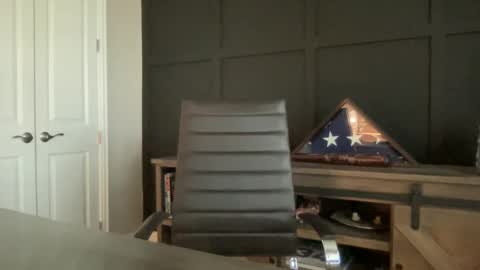 Snapshot of redbull1414 chatting on 09-15-25, 01:00 RedBull online show from 09-15-25, 01:00