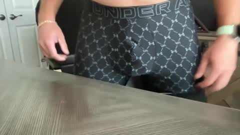 Snapshot of redbull1414 chatting on 10-11-25, 06:50 RedBull online show from 10-11-25, 06:50