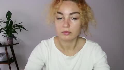 reddgirll online show from 01-26-25, 03:25
