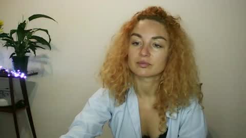 reddgirll online show from 01-30-25, 06:21