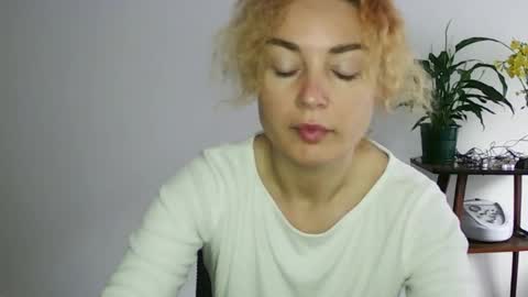 reddgirll online show from 02-02-25, 09:19