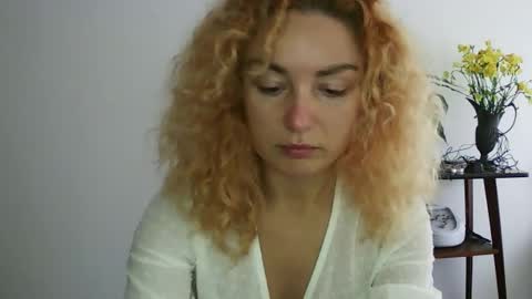 reddgirll online show from 02-03-25, 12:03