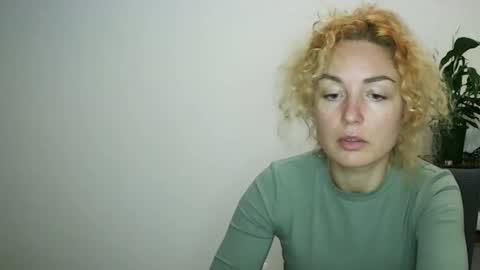 reddgirll online show from 02-04-25, 05:55