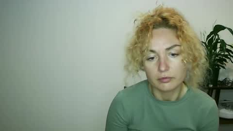 reddgirll online show from 02-04-25, 08:59