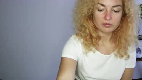 reddgirll online show from 02-07-25, 05:18