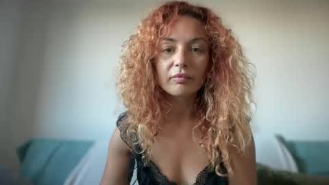 Snapshot of reddgirll chatting on 10-06-25, 09:40 reddgirll online show from 10-06-25, 09:40