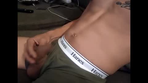 Snapshot of redeyejedi303 chatting on 12-29-24, 02:06 Antonio online show from 12-29-24, 02:06