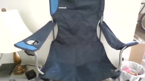 Snapshot of redeyejedi303 chatting on 02-19-26, 06:59 Antonio online show from 02-19-26, 06:59