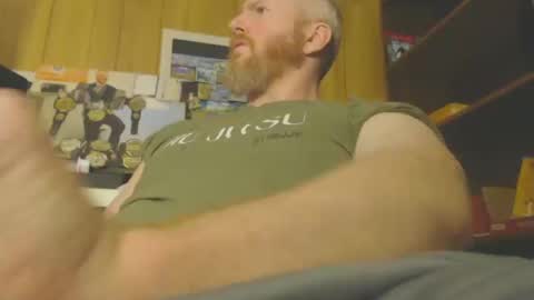 Snapshot of redhead4fun chatting on 10-14-25, 06:42 theredhead4fun online show from 10-14-25, 06:42