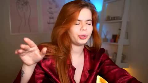 Snapshot of redhotlinee chatting on 10-30-25, 08:05 RedHotlinee online show from 10-30-25, 08:05