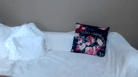 izabell online show from 01-11-25, 06:01