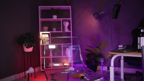 Red Jasmine online show from 09-30-25, 06:35