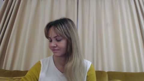 RedJessica online show from 11-09-25, 05:06