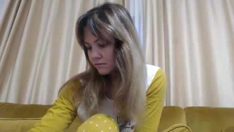 RedJessica online show from 01-10-26, 06:04