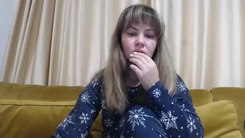 RedJessica online show from 01-18-26, 06:06