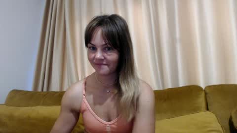 RedJessica online show from 06-25-26, 05:07