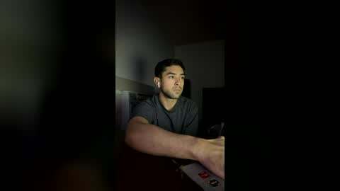 Snapshot of redmanmoans chatting on 06-18-26, 06:24 RedManMoans online show from 06-18-26, 06:24