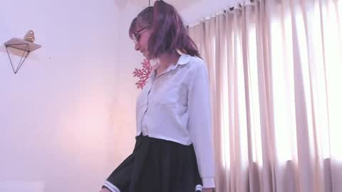 Snapshot of redmeloddy chatting on 01-09-25, 07:18 Meloddy online show from 01-09-25, 07:18