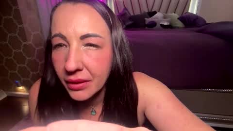 redroomnurse online show from 02-08-26, 04:05