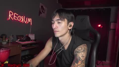 Red online show from 10-17-25, 02:26