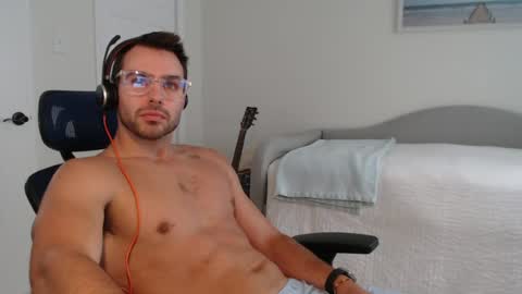 redstar461163 online show from 08-03-26, 01:49