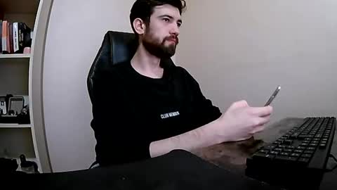 Red Wolf online show from 04-19-26, 07:05