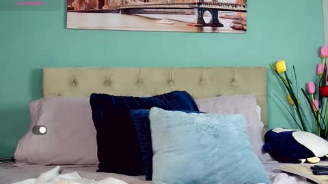 Snapshot of reese_yanella chatting on 03-08-26, 11:14 Yanella online show from 03-08-26, 11:14