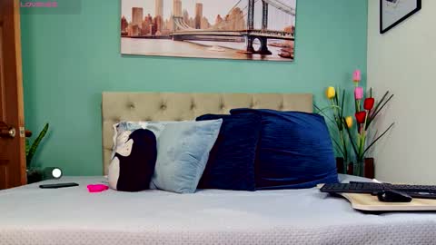 Snapshot of reese_yanella chatting on 03-13-26, 10:11 Yanella online show from 03-13-26, 10:11