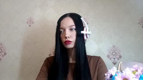 Snapshot of refugiorobey chatting on 03-18-26, 08:17 Mia online show from 03-18-26, 08:17
