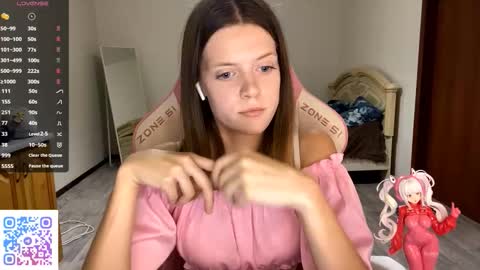 Lucy online show from 09-27-25, 03:39