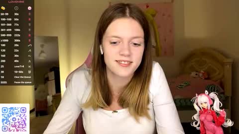 Lucy online show from 10-14-25, 04:30